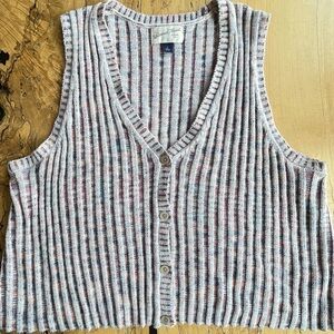 Multicolored Sleeveless Knit Top